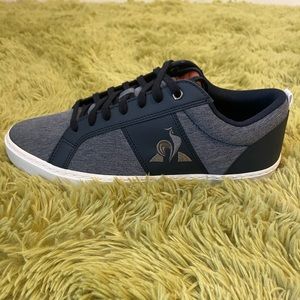 men’s canvas shoes